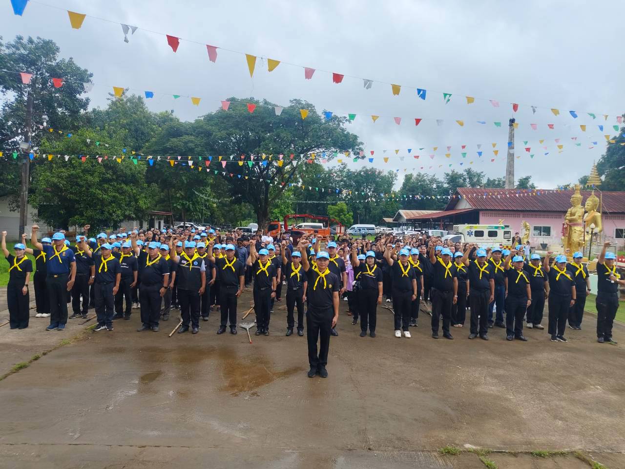เทศบาลตำบลหนองญาติ ร่วมกิจกรรมจิตอาสาพัฒนา เนื่องในวันเฉลิมพระชนมพรรษาพระบาทสมเด็จพระเจ้าอยู่หัว 28 กรกฎาคม 2569